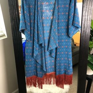 Lularoe Monroe kimono with fringe